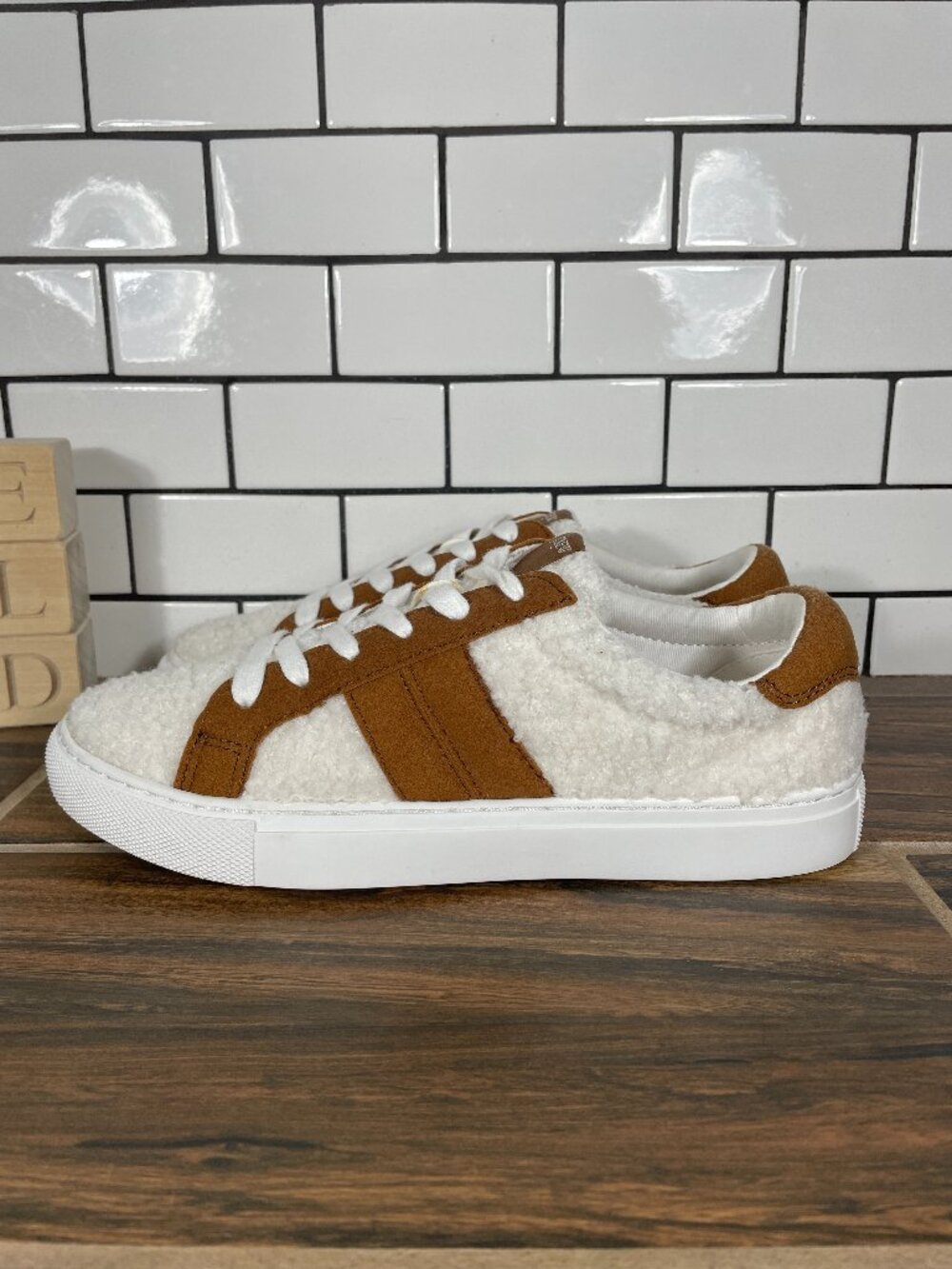 J. Crew Factory Striped Sherpa Road Trip Shoes Womens 7.5 White Brown Sneakers